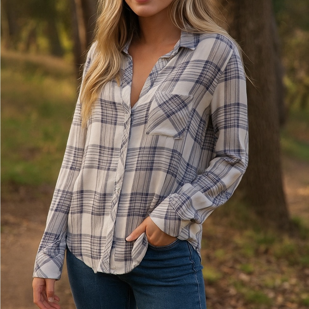 Rails Carter Blue And White Plaid Button-Down Shi… - image 1